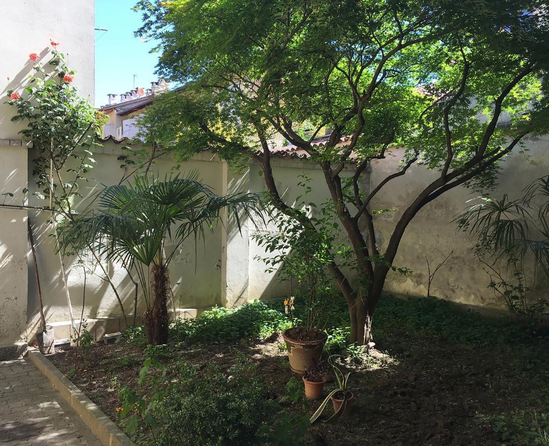 Apartamento Casa Nel Borgo Vicinissima Al Centro Di Torino Exterior foto