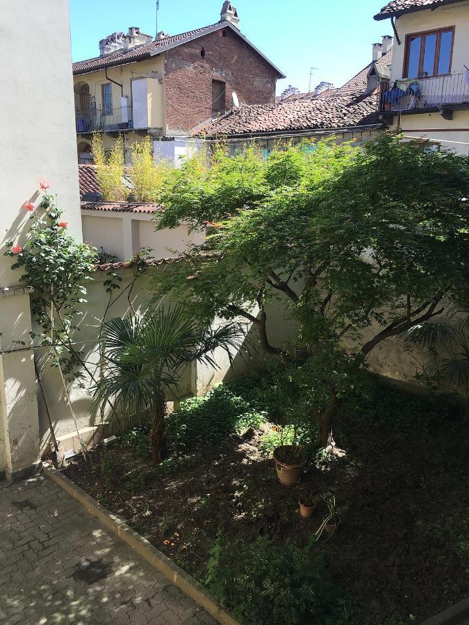 Apartamento Casa Nel Borgo Vicinissima Al Centro Di Torino Exterior foto