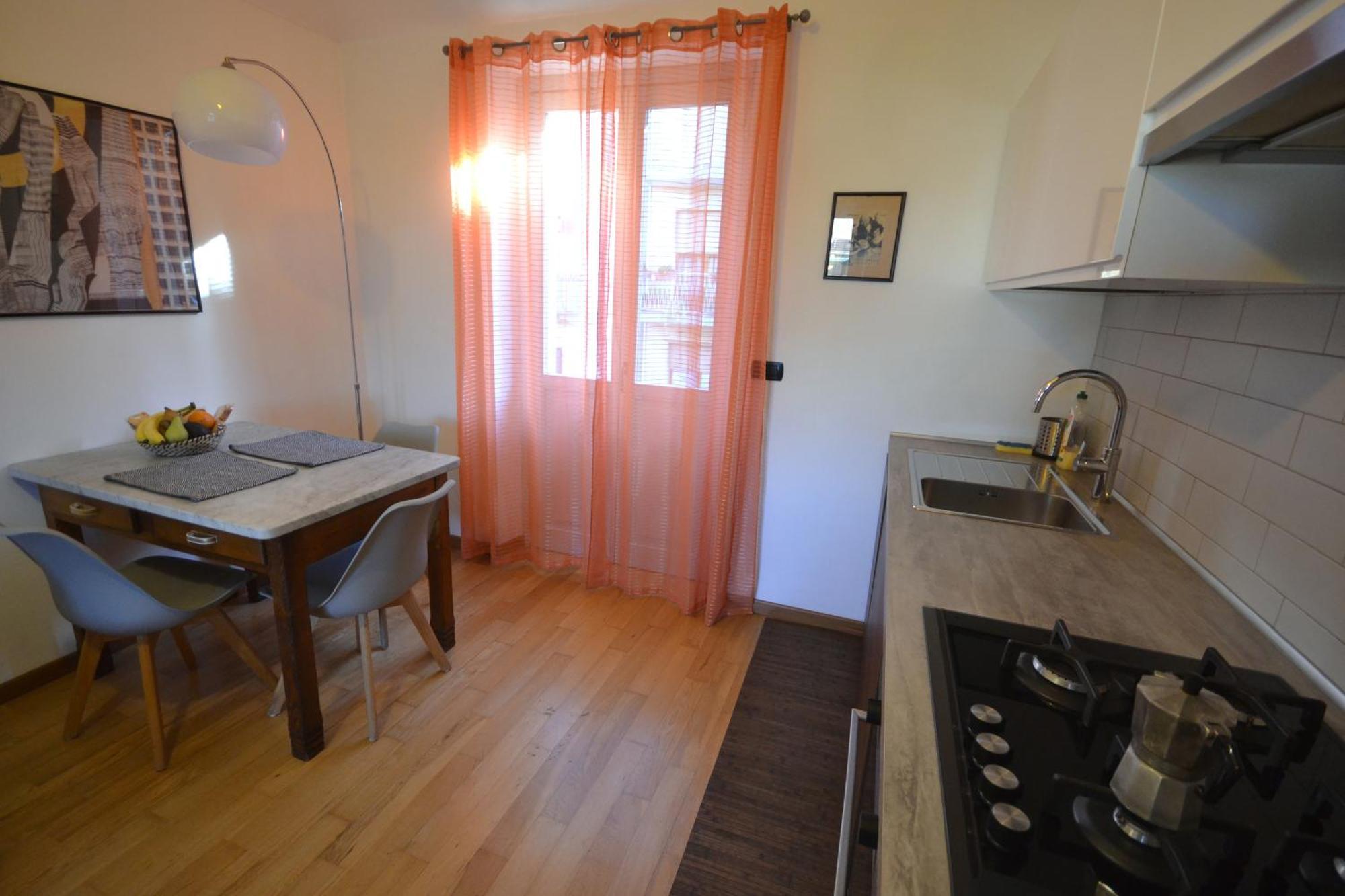 Apartamento Casa Nel Borgo Vicinissima Al Centro Di Torino Exterior foto